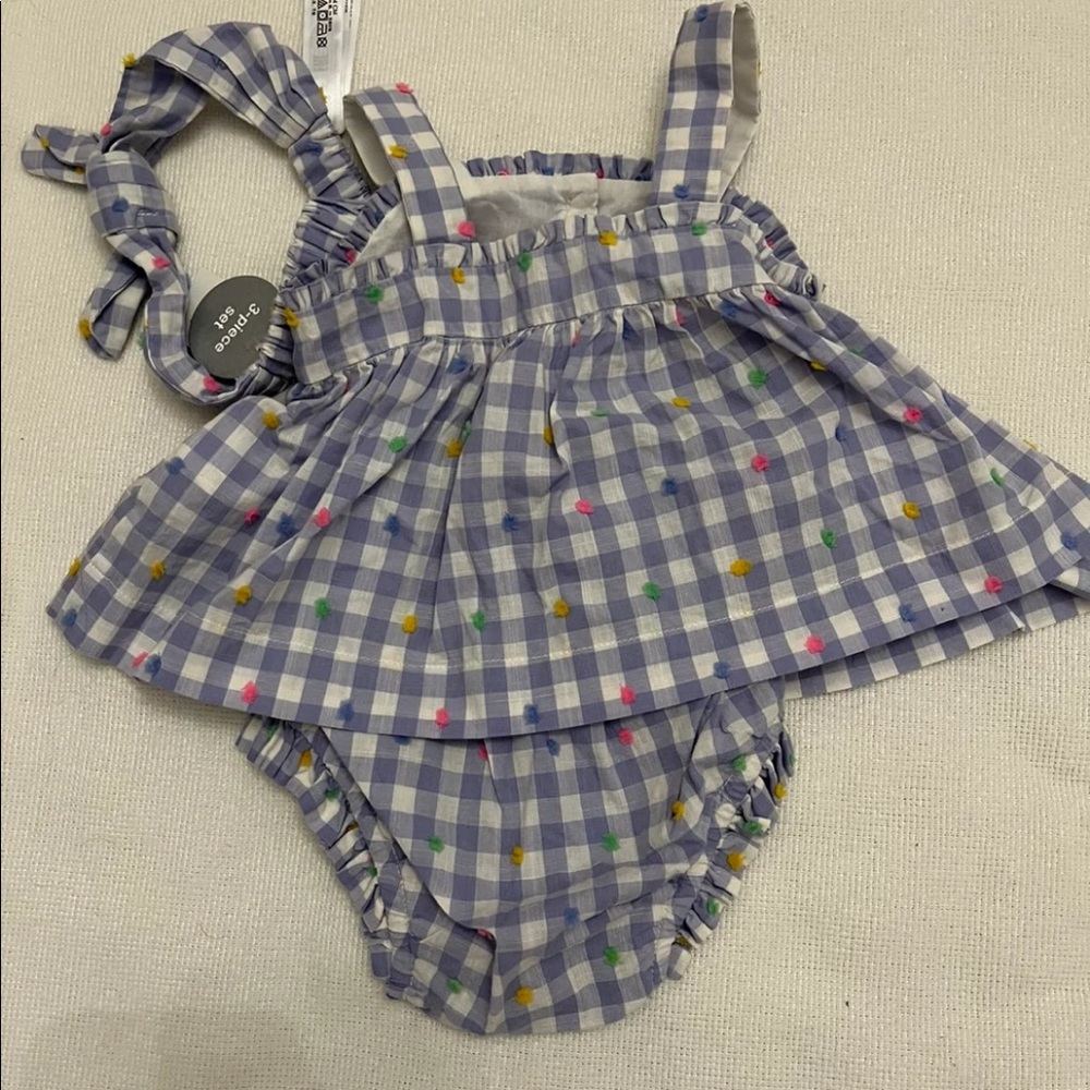 Gap romper - Picture 2 of 2